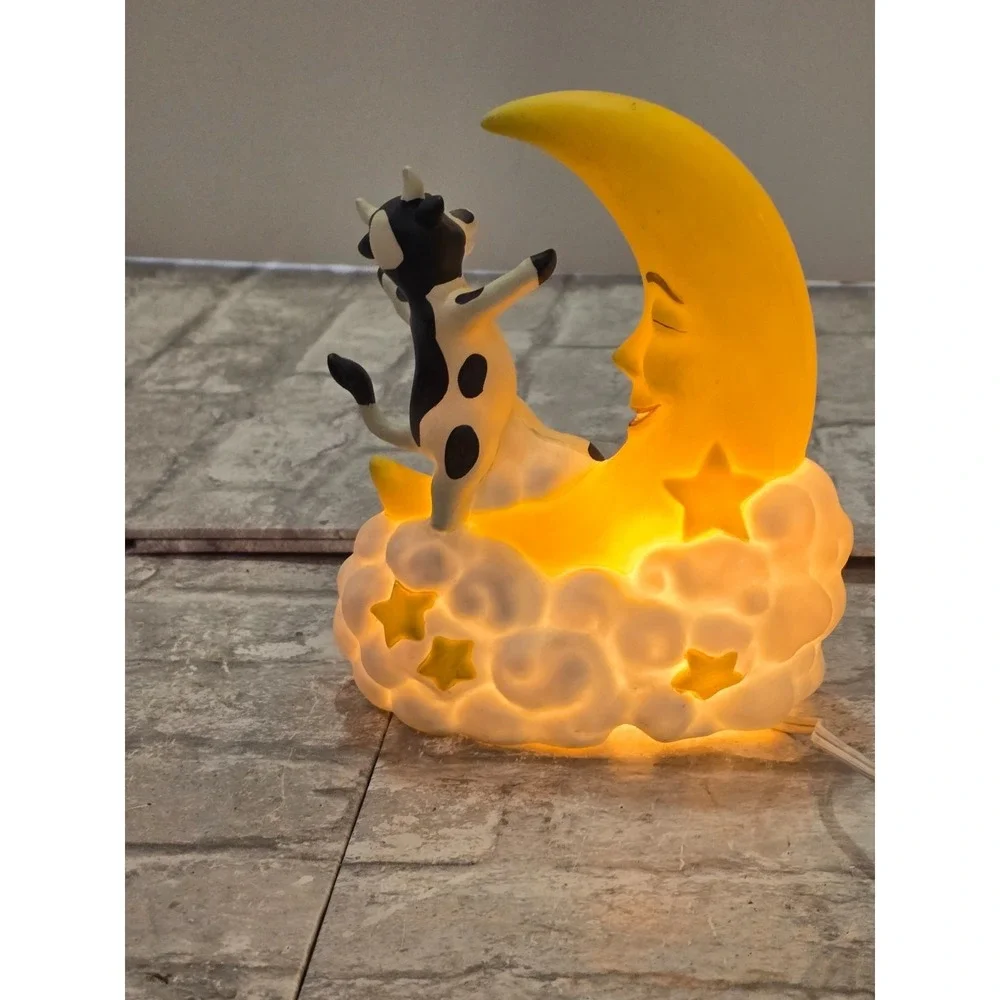 Fine Porcelain Cow Jumps Over The Moon Nightlight Figurine On/Off‎ Switch